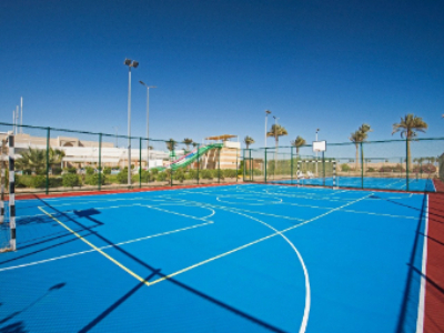 Basketball-court